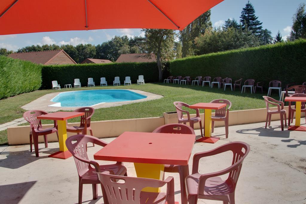 Le Chalet De La Foret Hotel 3 Etoiles Et Restaurant Виерзон Екстериор снимка