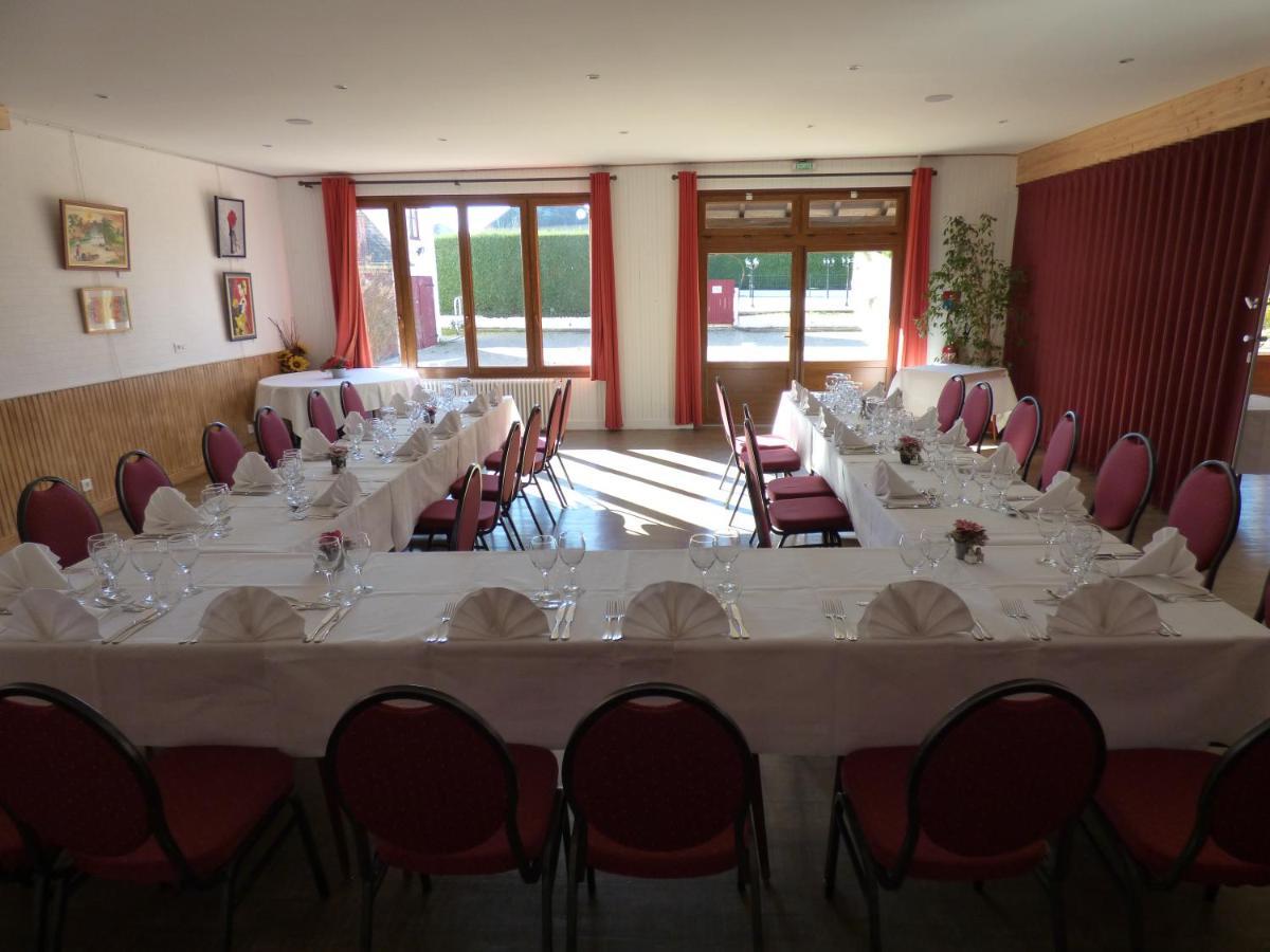 Le Chalet De La Foret Hotel 3 Etoiles Et Restaurant Виерзон Екстериор снимка