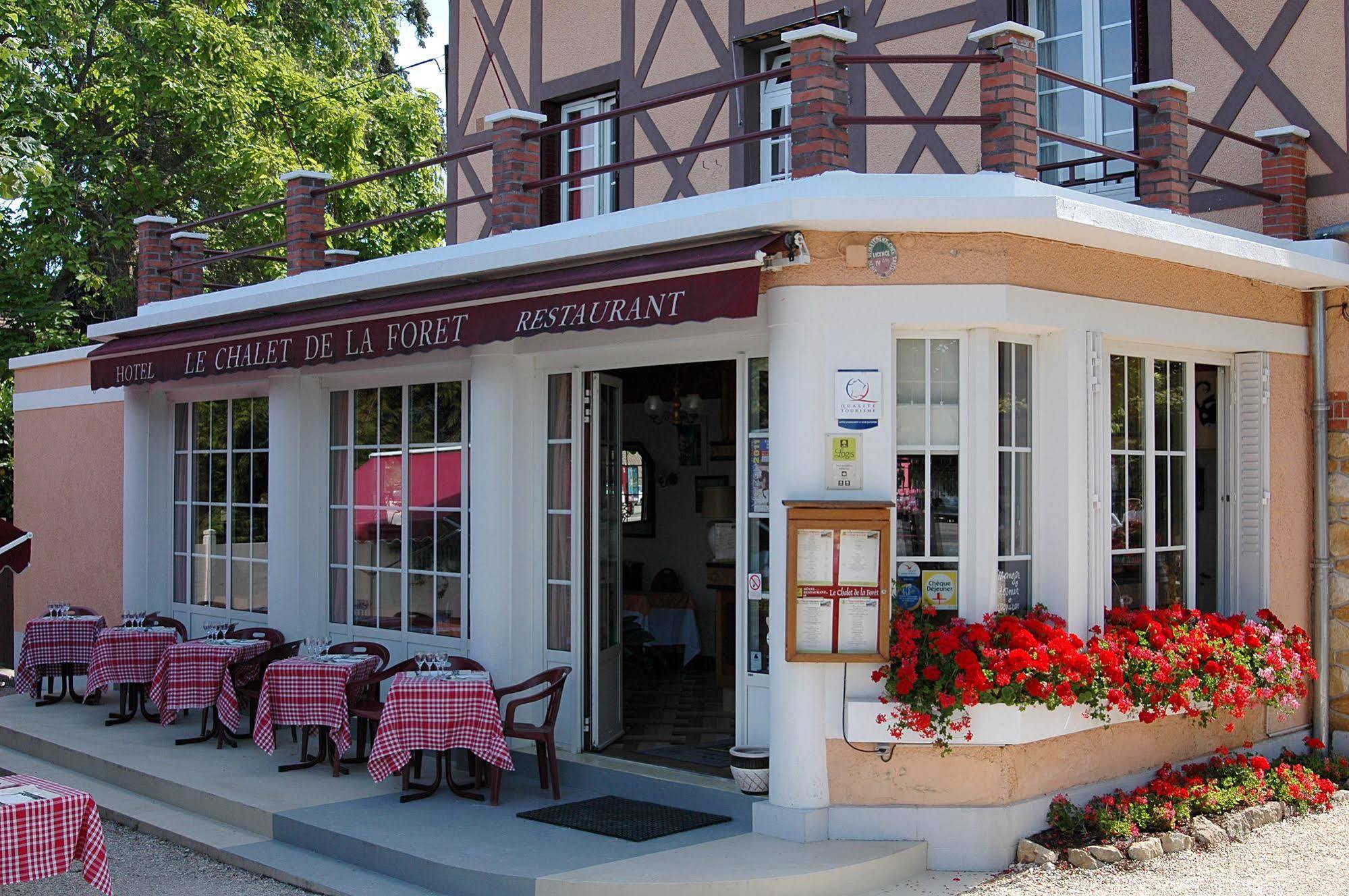 Le Chalet De La Foret Hotel 3 Etoiles Et Restaurant Виерзон Екстериор снимка