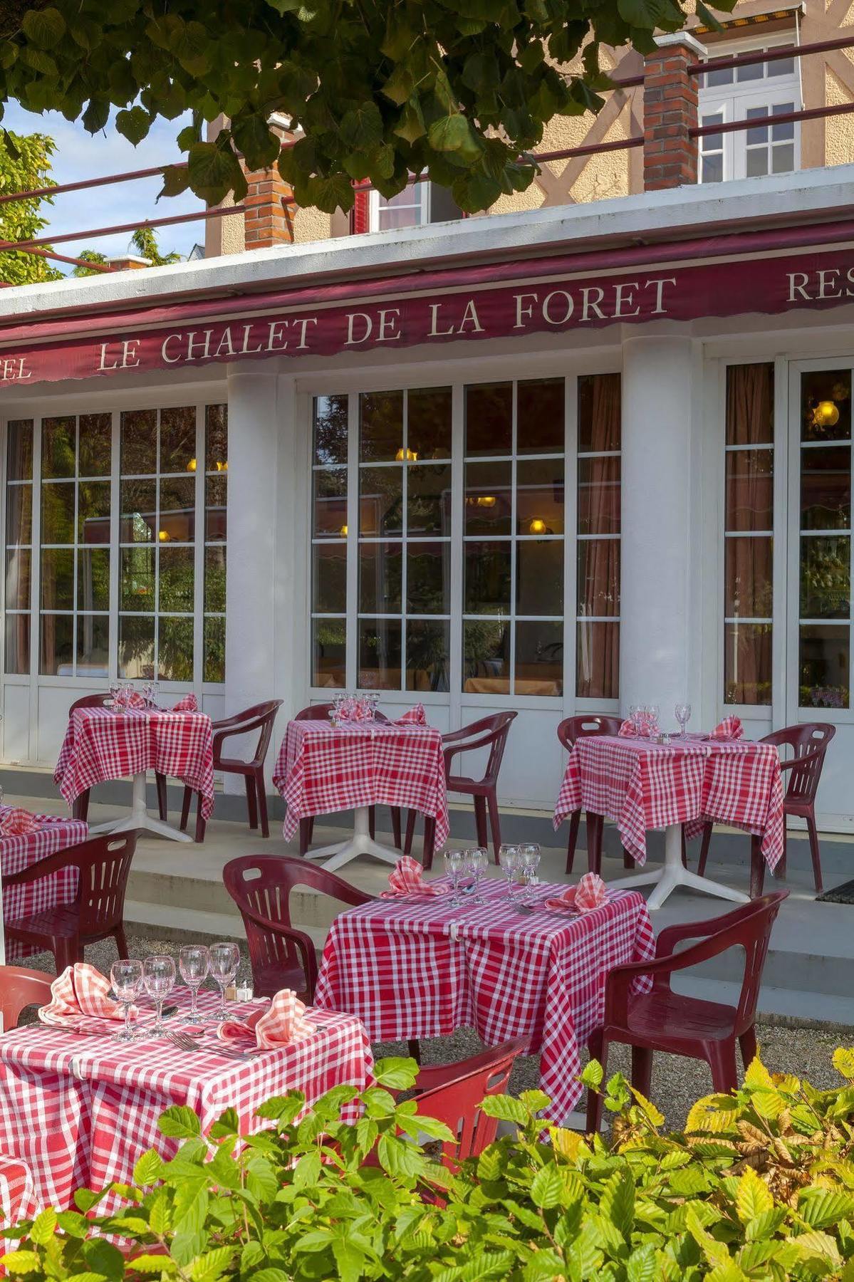 Le Chalet De La Foret Hotel 3 Etoiles Et Restaurant Виерзон Екстериор снимка