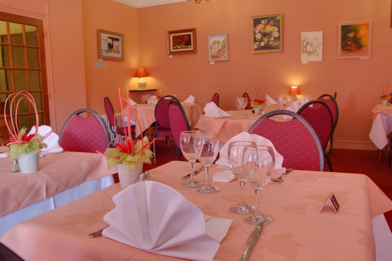 Le Chalet De La Foret Hotel 3 Etoiles Et Restaurant Виерзон Екстериор снимка